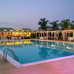 https://villa-fanusa-siracusa-96100.sicilyhotelsitaly.net
